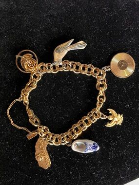 Vintage Monet Gold Tone Double Link Charm Bracelet w/ 6 Charms | California clog